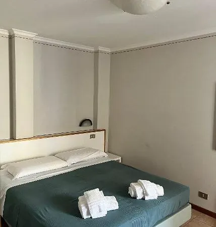 Lydia Hotel